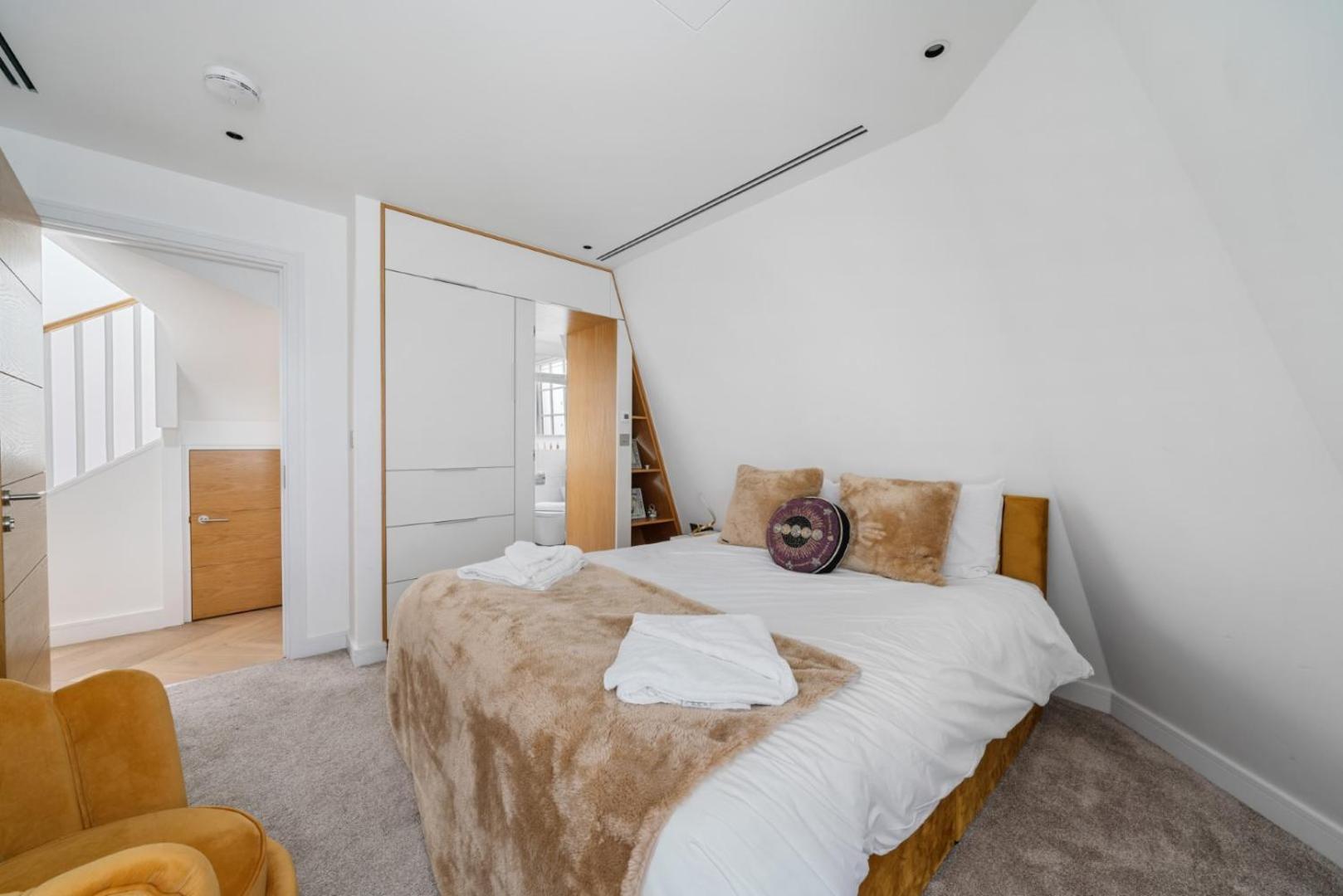 Elegant 3-Bedroom Penthouse In Marble Arch 70 Londra Esterno foto
