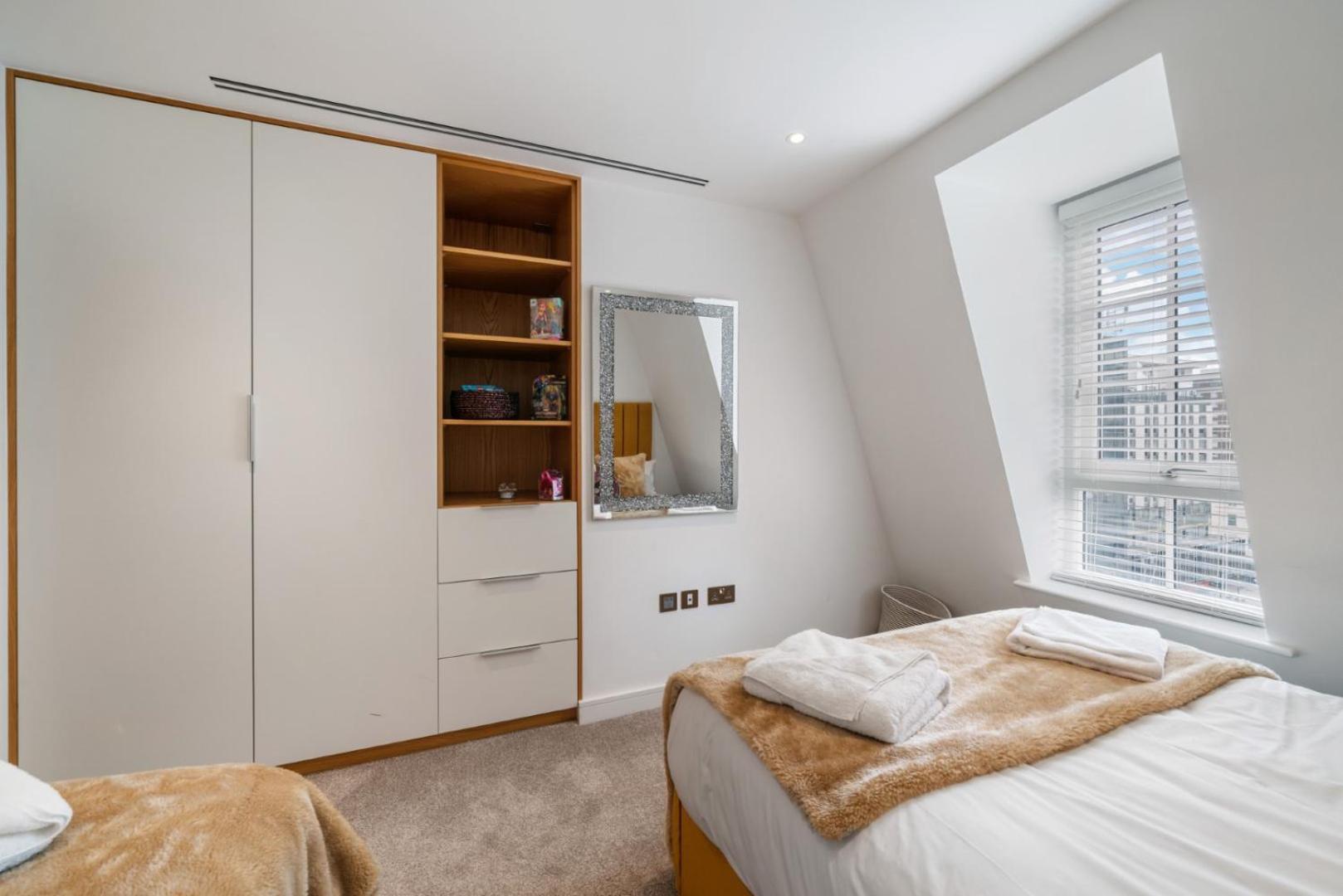 Elegant 3-Bedroom Penthouse In Marble Arch 70 Londra Esterno foto