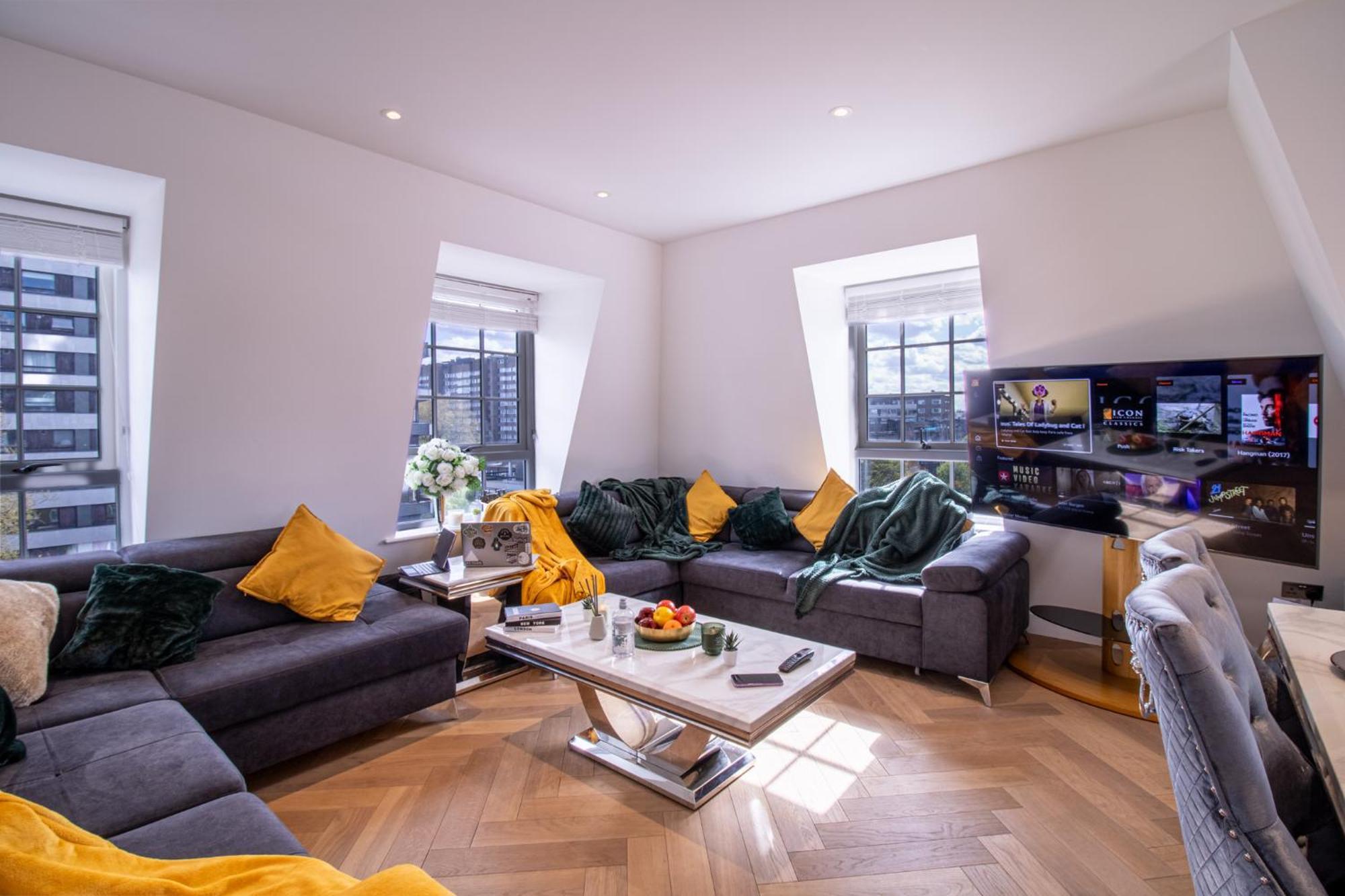 Elegant 3-Bedroom Penthouse In Marble Arch 70 Londra Esterno foto